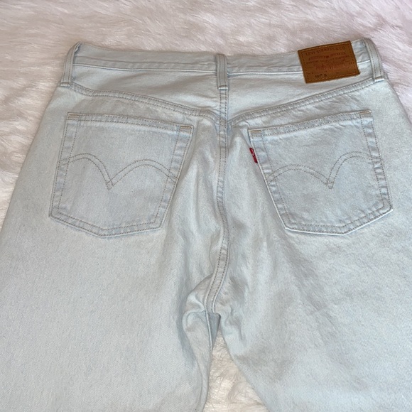 501 Skinny - Picture 7 of 16